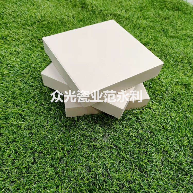 今天不說(shuō)耐酸磚，來(lái)看看陶瓷的解說(shuō)